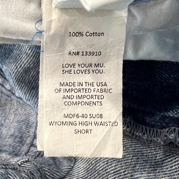 NWT Show Me Your Mumu Dark Wash Wyoming High Rise Distressed Shorts Size 25 - Picture 7 of 7